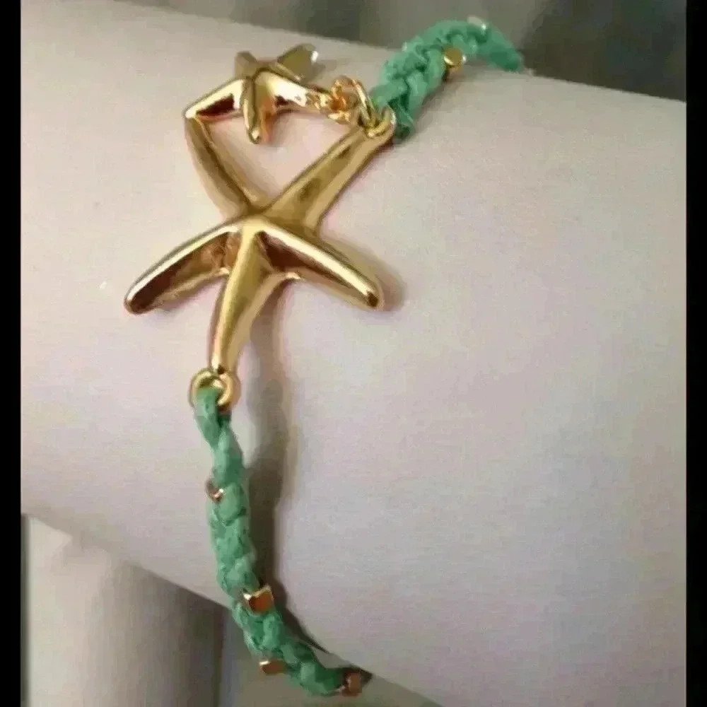 Starfish on Mint Band